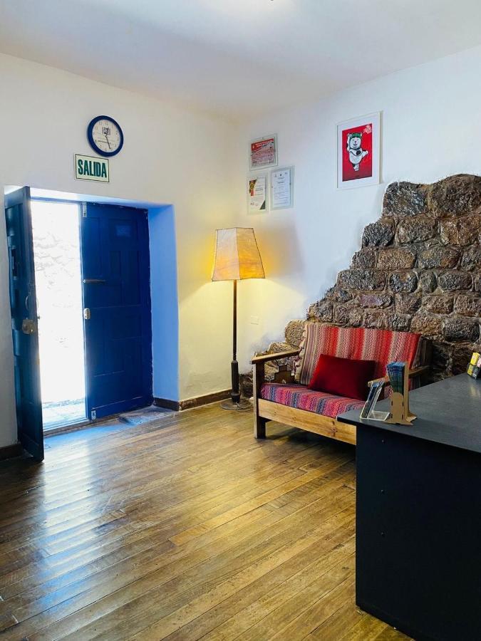Flying Dog Hostel Куско Екстериор снимка